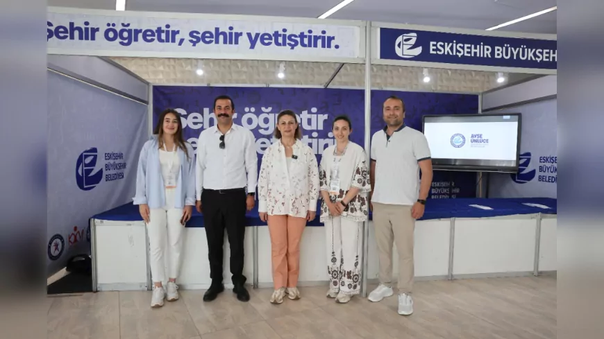 Başkan Ayşe Ünlüce’den Kitap Fuarına Anlamlı Ziyaret