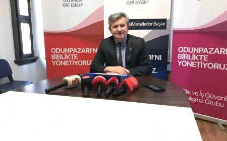 Kurtuluş Mahallesi Muhtarı Akın GünYüzü: Eğitimin Tasarrufu Olmaz, Emekliye Kira Katkısı Şart