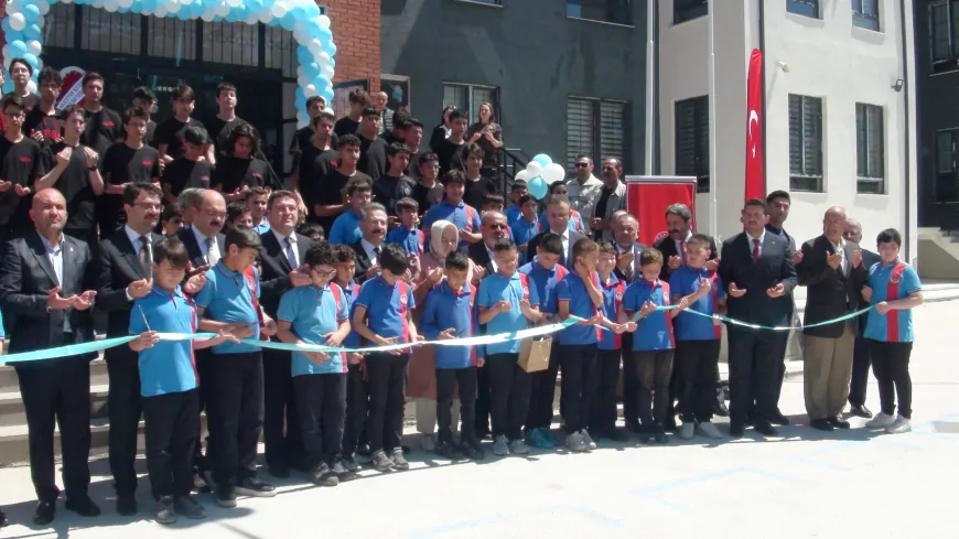 Eskişehir Anadolu İmam Hatip Lisesi’nin Yeni Binası Törenle Açıldı