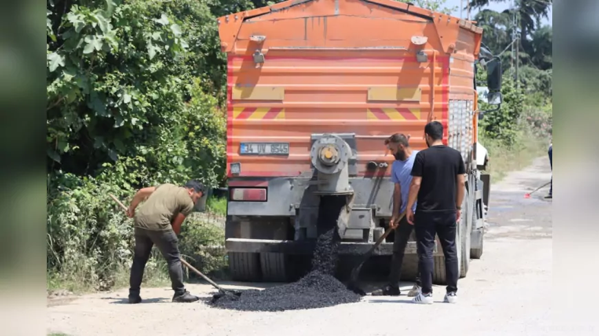 Yalova’da Bozuk Cadde ve Sokaklar Onarılıyor