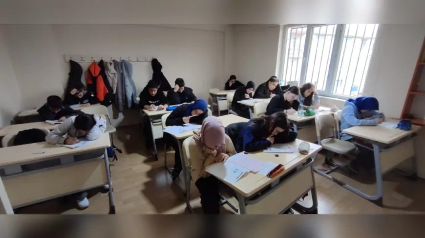 Odunpazarı Belediyesi’nden LGS’ye Hazırlanan Öğrencilere Ücretsiz Destek