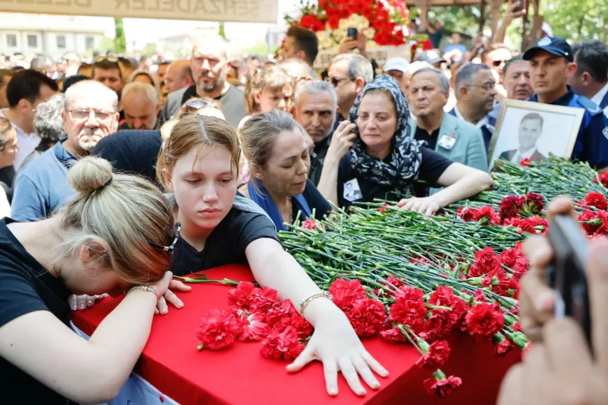 Ferdi Zeyrek, Manisa'da son yolculuğuna uğurlandı