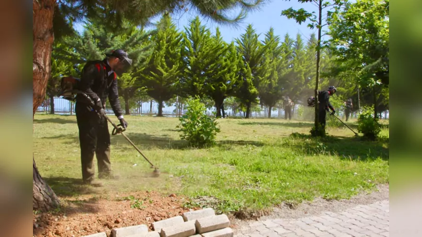 Giresun Belediyesi’nden Parklara Yaz Bakımı: Temizlik ve Onarıma Hız Verildi
