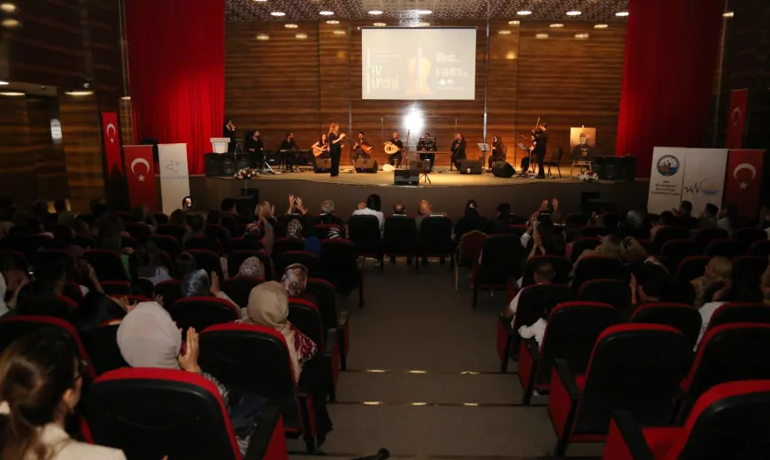 Van Büyükşehir Belediyesinden Yaz Konseri