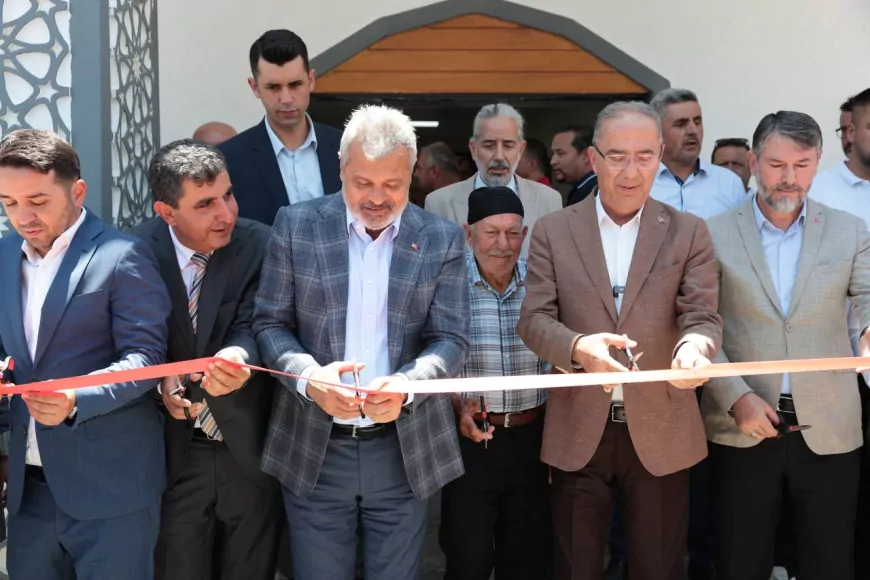 Karlısu Çok Amaçlı Salon Açıldı