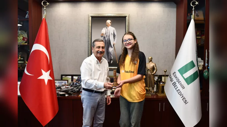 Başkan Ataç’tan VakıfBank’a Transfer Olan Hacer Beren Kıraç’a Tebrik