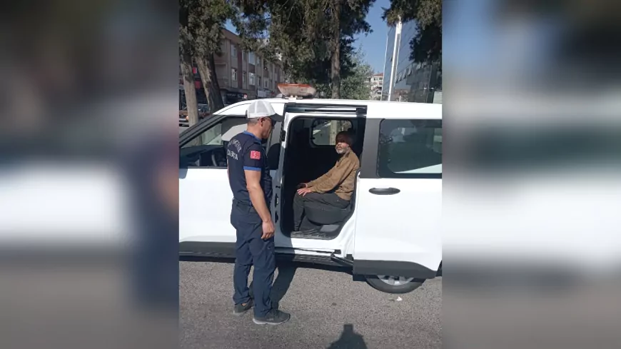 Büyükşehir Zabıtasından Evsiz Vatandaşa Yardım Eli