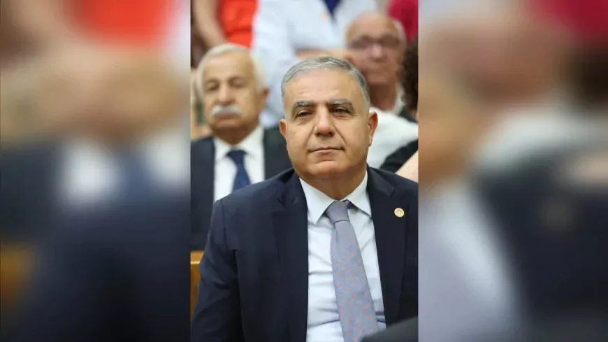 CHP Hatay Milletvekili Mehmet Güzelmansur: 'Yerinde dönüşüm süresi uzatılmıyorsa bu, depremzedeye hibe vermemek demektir'