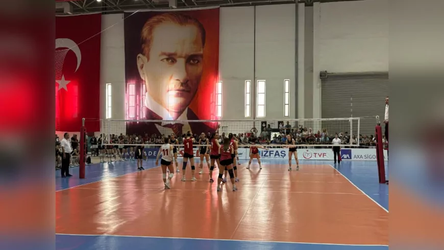 Festival Voleybol Coşkusu Fuar İzmir’de Sürüyor
