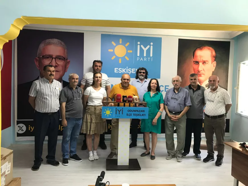 İYİ Parti'den Tepki: “Eskişehir Atatürk Stadyumu’nun İsmini Değiştirmek Tarihi Yanılgıdır”