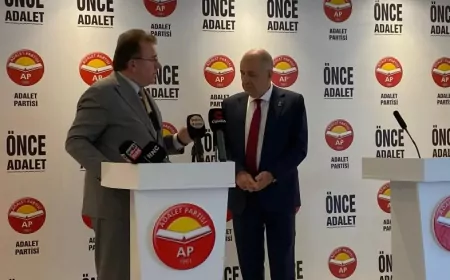 Ümit Özdağ ve Vecdet Öz'den ortak mesaj: "Türkiye'de adalet herkese eşit uygulanmalı"