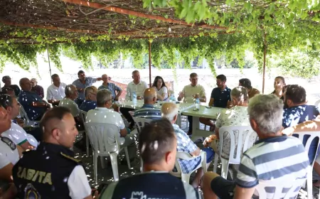 Başkan Tugay Yangın Mağdurlarının Yanında: “Elimizden Gelenin En İyisini Yapacağız”