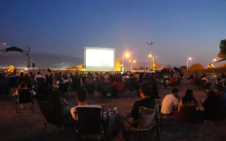 Düzce Belediyesi’nden Açık Hava Sineması: Yaz Sinema Geceleri Başladı