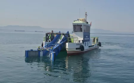 Bursa Büyükşehir’den Sahillere Yaz Temizliği: Deniz Süpürgesi İş Başında