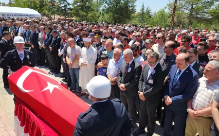 Orman Yangını Müdahalesinde Şehit Olan AKUT Gönüllüsü Muharrem Can Son Yolculuğuna Uğurlandı