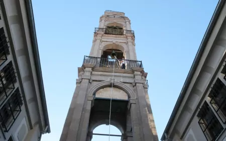 Bozcaada’daki Tarihi Meryem Ana Kilisesi 2 Yıl Sonra Yeniden İbadete Açıldı