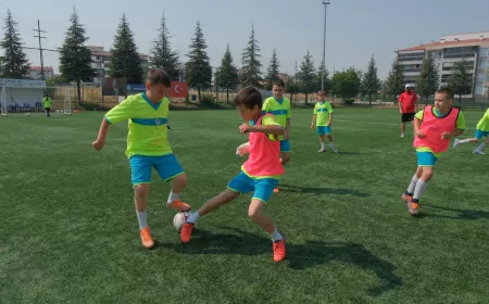 Odunpazarı Belediyesi Yaz Futbol Okulu Minik Sporcularla Şenlendi