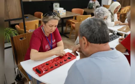 Emek Kafe’de Kıdemli Vatandaşlara Turnuva Heyecanı