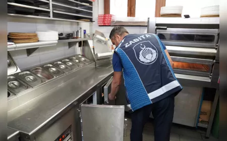 Tepebaşı’nda Mavi Bayraklı İşletmeler Düzenli Olarak Denetleniyor