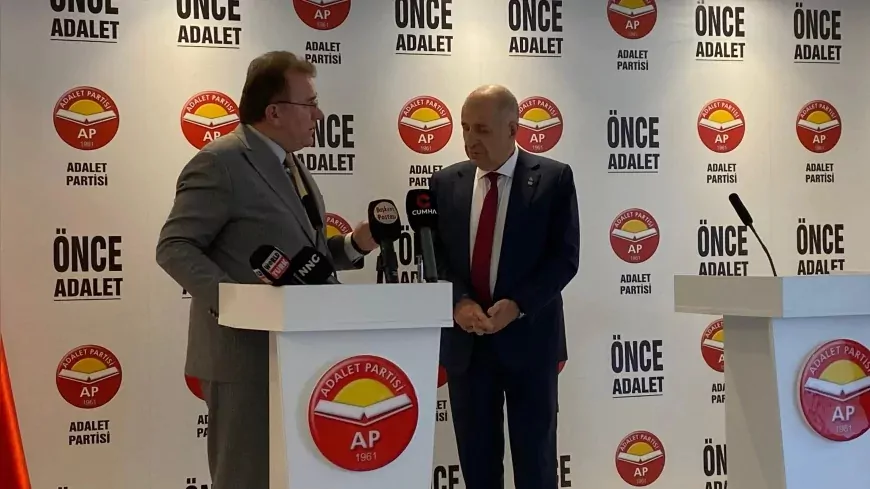 Ümit Özdağ ve Vecdet Öz'den ortak mesaj: "Türkiye'de adalet herkese eşit uygulanmalı"