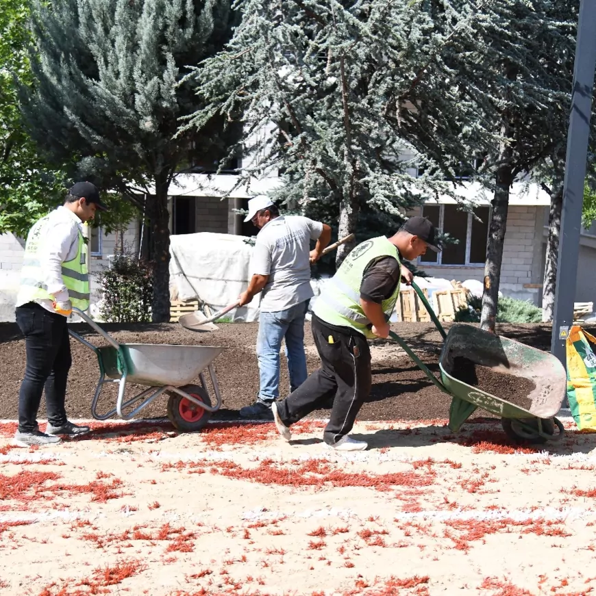 Pursaklar Belediyesi’nden Modern ve Yeşil Yaşam Alanları