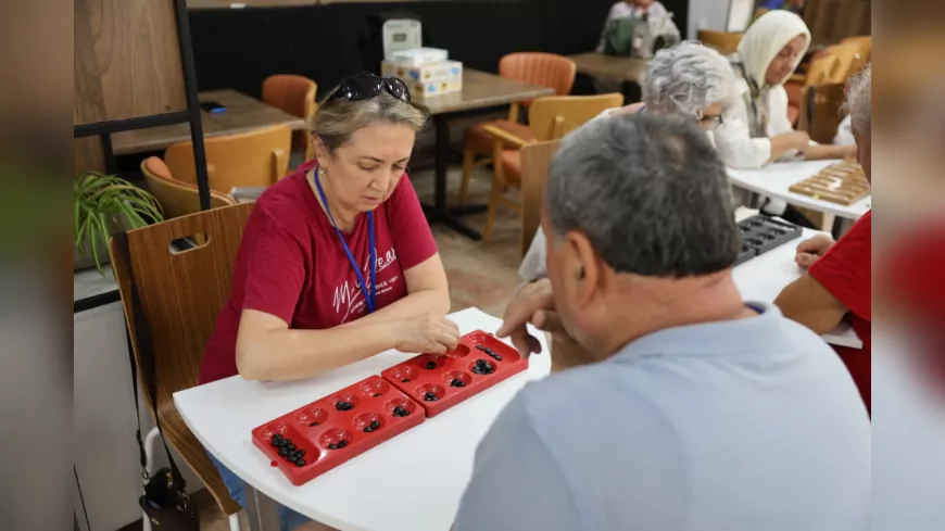 Emek Kafe’de Kıdemli Vatandaşlara Turnuva Heyecanı
