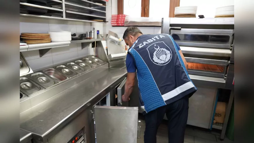 Tepebaşı’nda Mavi Bayraklı İşletmeler Düzenli Olarak Denetleniyor