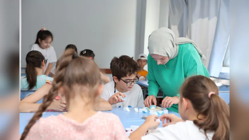 Eskişehir Büyükşehir’in Yaz Okulu Çocuklara Hem Öğretiyor Hem Eğlendiriyor