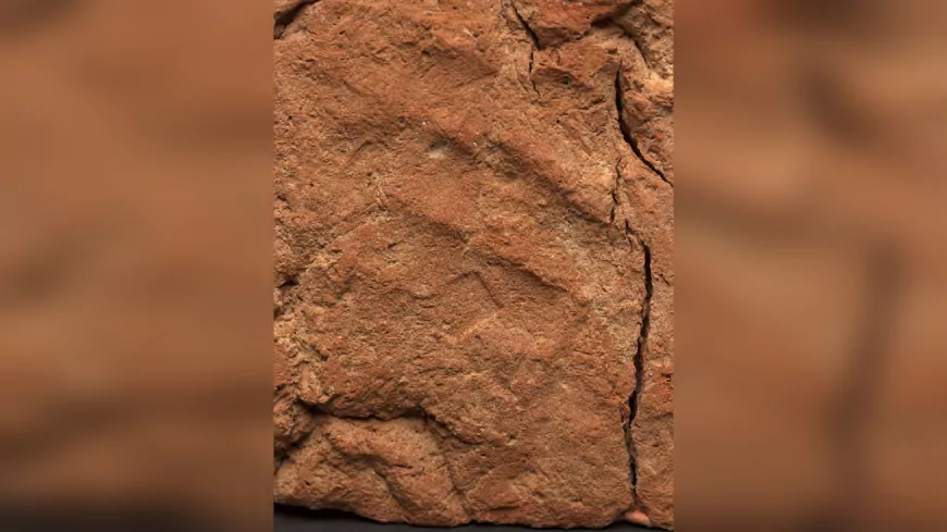 İngiltere'de Antik Mısır Mezarında 4 Bin Yıllık El İzi Keşfedildi