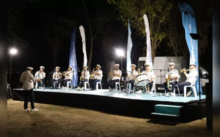 Başiskele Sahilinde Müzik ve Coşku Bir Aradaydı