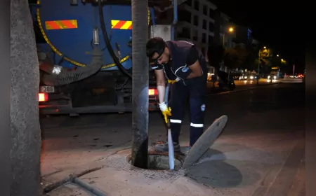 ESKİ Ekiplerinden Gece Mesaisi: Altyapıda Temizlik ve Bakım Çalışmaları Sürüyor