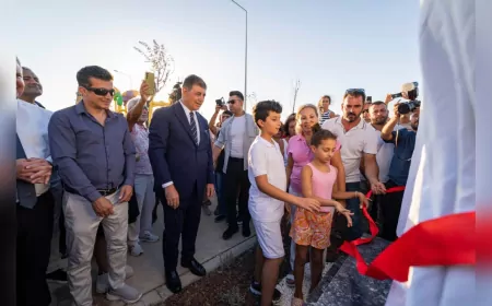 Urla’da Yenilenen Recep Doyuk Parkı Açıldı