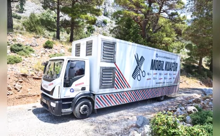Mobil Kuaför Tırı Antalya’nın Yaylalarında Hizmet Veriyor