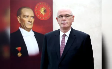 Kazım Kurt: “30 Ağustos, Halkın Kendi Geleceğini Yazdığı Bir İrade Beyanıdır”