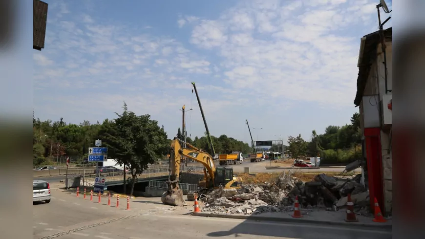 Başiskele’de Ulaşımda “Açık Kalp Ameliyatı” Başladı: Büyükşehir’den Dev Trafik Planı