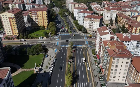 Atatürk Bulvarı’nda Trafik ve Üst Yapı Yenileme Çalışmaları Tamamlandı