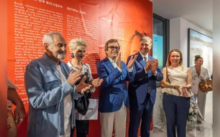 İzmir’de Sanat Buluşması: Devrim Erbil ve Erol Evgin “Yan Yana” Sergisinde