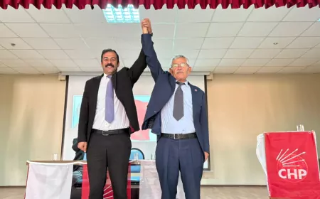 CHP Mahmudiye İlçe Kongresi Tamamlandı: Ramazan Karataş Yeniden Başkan Seçildi
