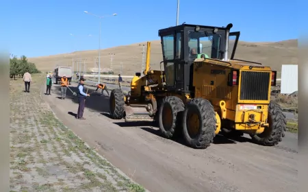 Ardahan Belediyesi’nden Sanayi Yoluna Sıcak Asfalt Dokunuşu
