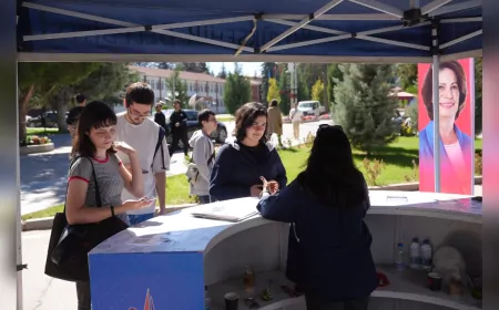 Eskişehir Büyükşehir Belediyesi’nden üniversite öğrencilerine sıcak karşılama