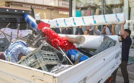 Van’da Kaldırım İşgaline Geçit Yok: Zabıta Ekipleri Ürünlere El Koydu