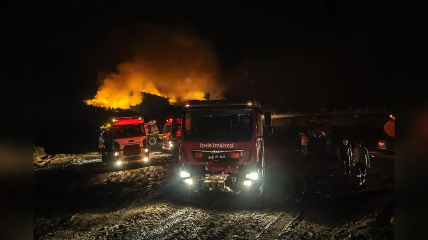 İzmir İtfaiyesi Bu Kez Denizli’de Yangınla Mücadele Ediyor