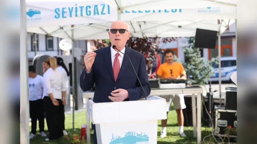 Başkan Kazım Kurt, Seyitgazi’nin Kurtuluşunu ve Dünya Barış Günü’nü Kutladı
