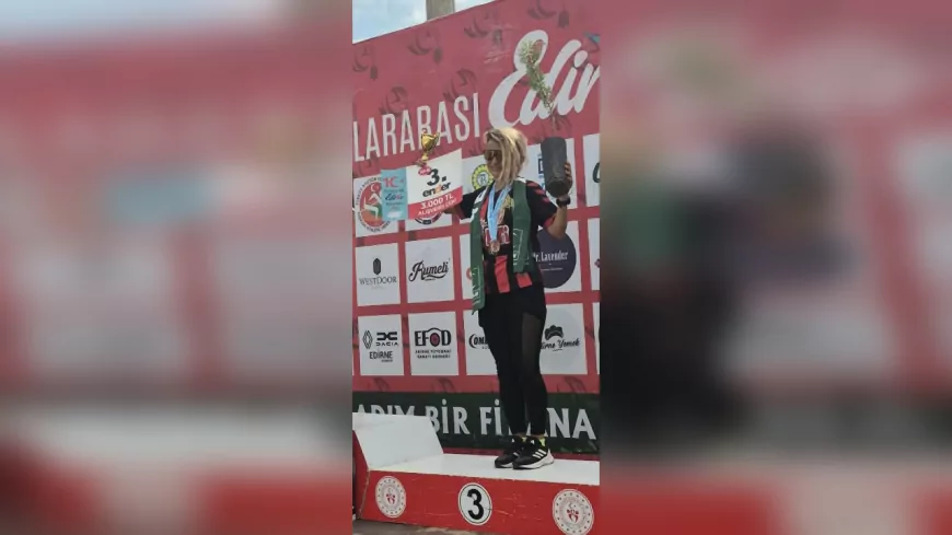 Eskişehirli Sporcu Bahar Sezer, Edirne Yarı Maratonu’nda Üçüncü Oldu