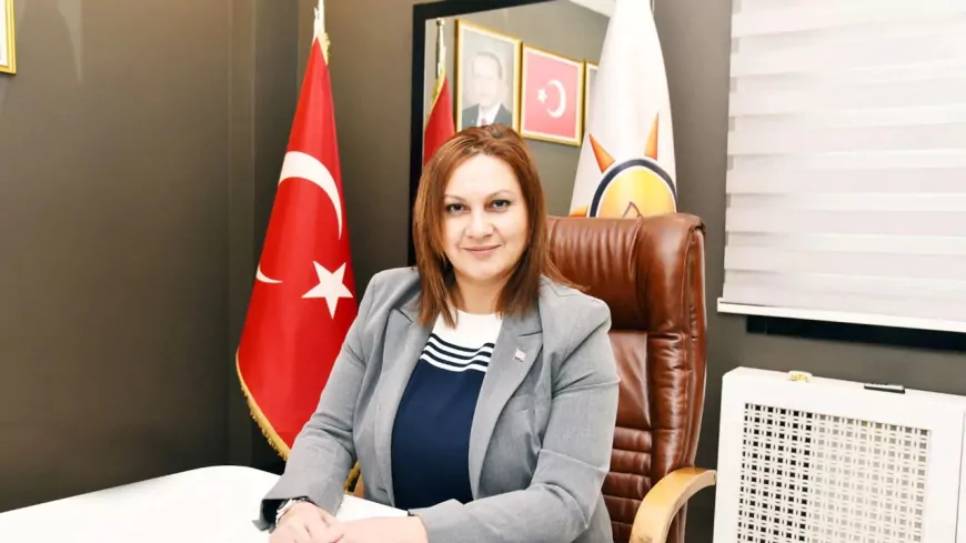 AK Parti'li Meclis Üyesi Özlem Ünalır'dan Eskişehir Büyükşehir’in 2026 Yatırım Programına Sert Eleştiri