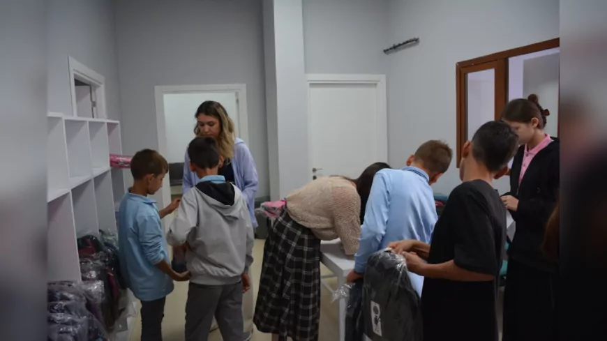 Büyükşehir’den Kırsal İlçelerdeki Öğrencilere Kırtasiye Desteği