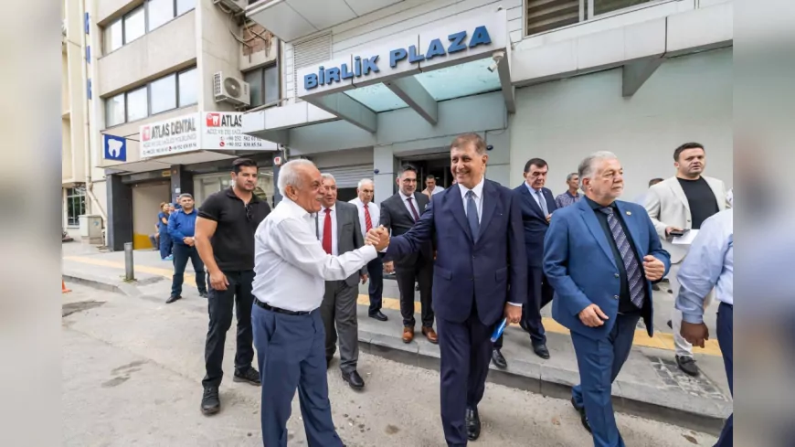 Başkan Tugay’dan Esnafa Net Mesaj: “Bütün Sorunların Üzerine Kararlı Şekilde Gidiyoruz”