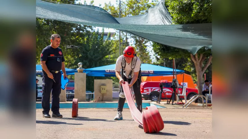 Antalya’da İtfaiye Adayları Zorlu Parkurlarda Ter Döküyor