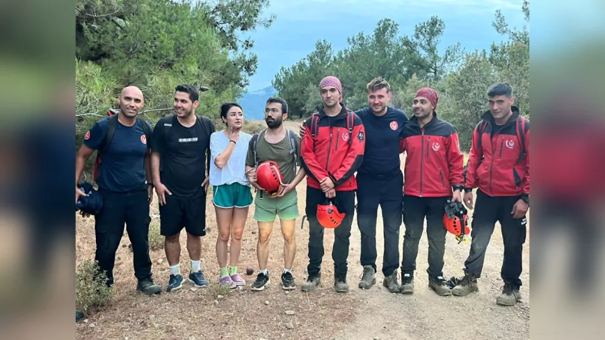 İzmir İtfaiyesi, Balçova’daki kayalıklarda mahsur kalan üç genci kurtardı