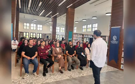Kütüphane Buluşmaları Gebze’de Sonlandı: Samet Altıntaş Öğrencilerle Bir Araya Geldi